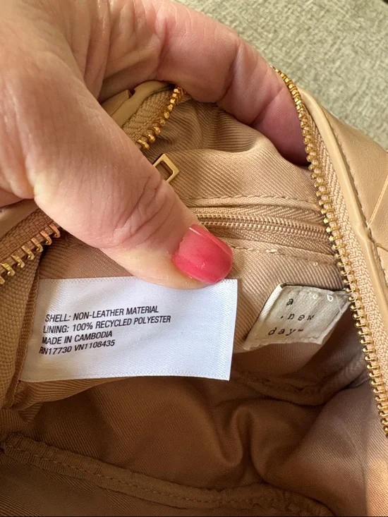 a new day Blush Pink Woven Crossbody Bag - Picture 3 of 9